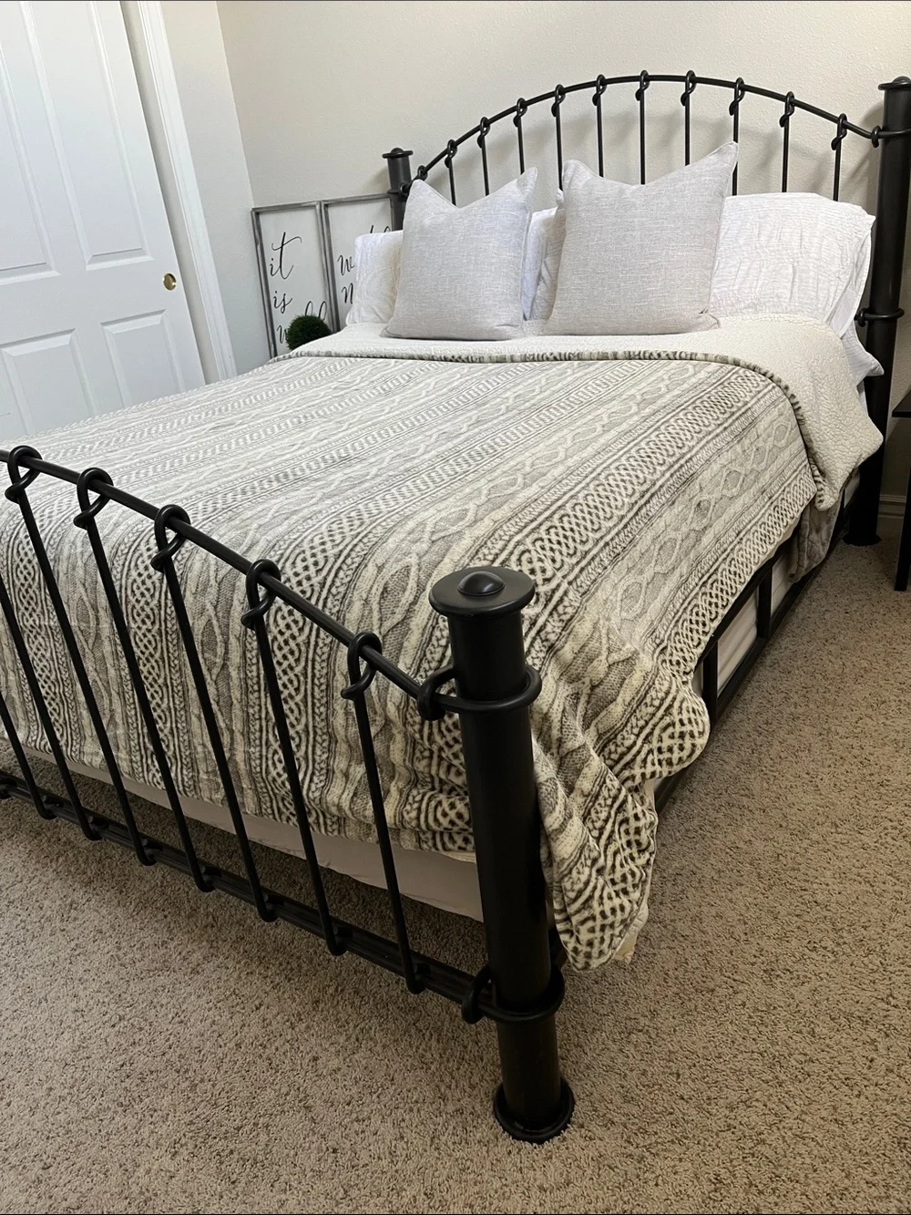 King Size Neutral Gray Patterned Blanket or Comforter
